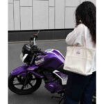 کیف سپید ستی مدل وسپا - تصویر 3